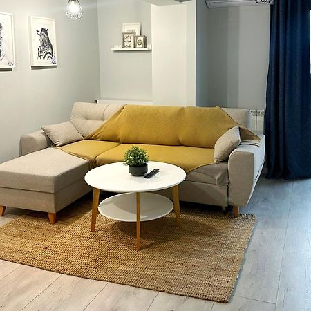 Zebra'S House Apartment Bucharest Exterior photo